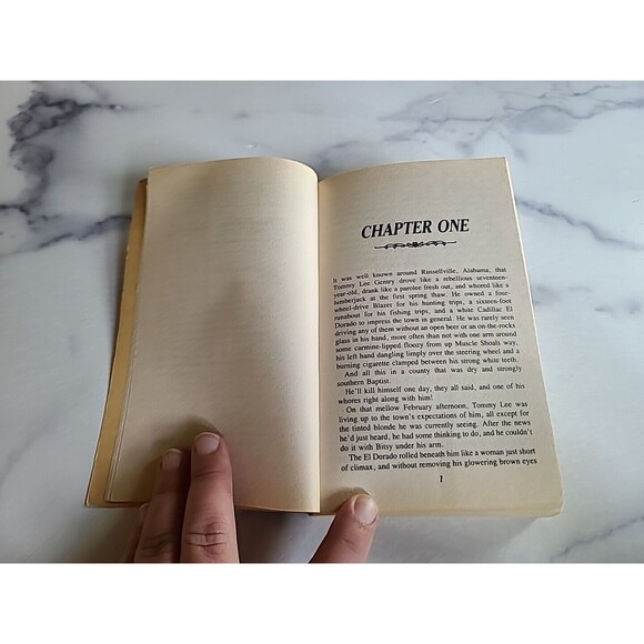 The Hellion By LaVyrle Spencer Paperback - Picture 5 of 10